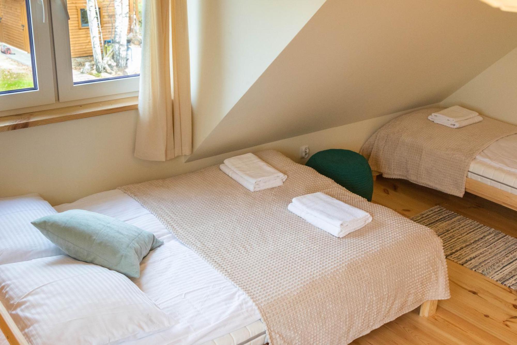 Zubrowe Siolo - Dom Nad Lakami Apartamento Białowieża Quarto foto